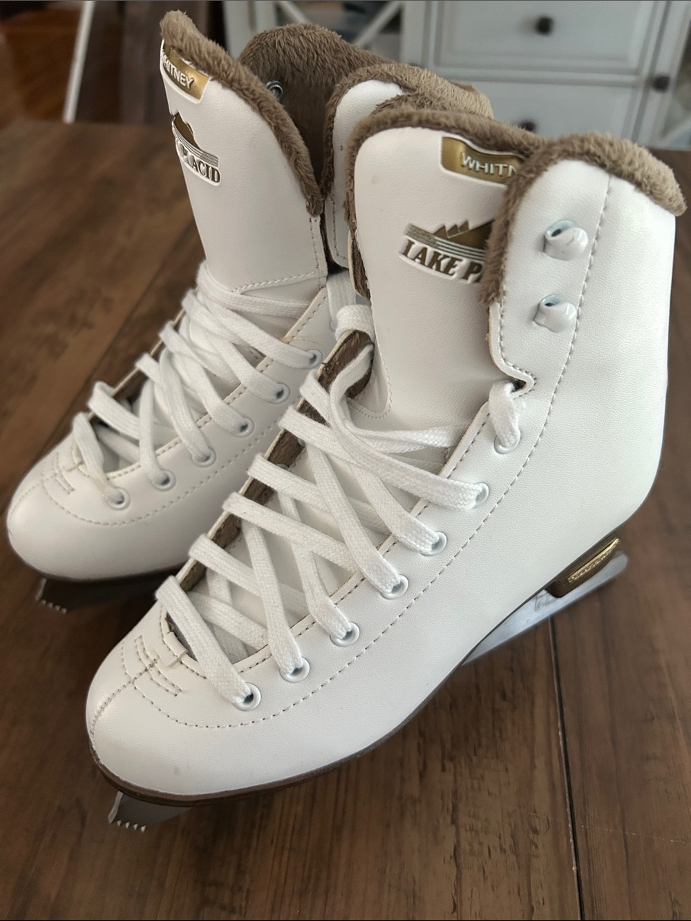 Lake Placid Whitney Women's Traditional Figure Ice Skate 5